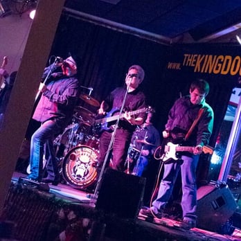 Elmer's Bar & Grill - A bit of classic rock music - Bars Near Me - Burien, Washington