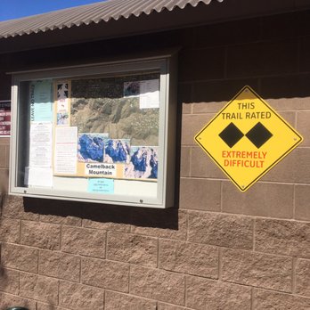 Camelback Mountain - The restrooms and information before you start your hike. - Parks Near Me - Phoenix, Arizona
