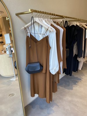 Cuyana by null