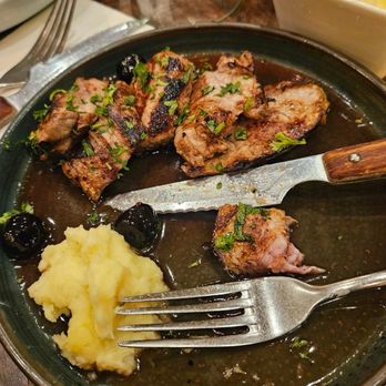 Le Corner Saint Germain - Pork and mashed potatoes - French Near Me - Paris, 01 Le Corner Saint Germain - Pork and mashed potatoes - French Near Me - Paris, 01