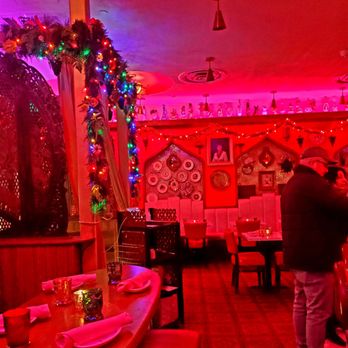 The Turk's Inn - Festive décor. Yes, it's lit in Red! - 12/20/2024 - Turkish Near Me - Brooklyn, New York The Turk's Inn - Festive décor. Yes, it's lit in Red! - 12/20/2024 - Turkish Near Me - Brooklyn, New York