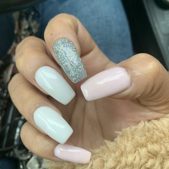 V-Stars Nails - Right side - Nail Salons Near Me - Minneapolis, Minnesota V-Stars Nails - Right side - Nail Salons Near Me - Minneapolis, Minnesota