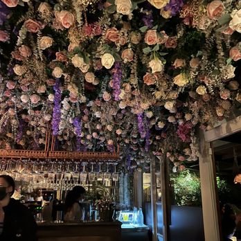Cobi's - Bar area - Indian Near Me - Santa Monica, California