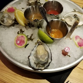 Herringbone Waikiki - Oysters so fresh - Seafood Near Me - Honolulu, Hawaii Herringbone Waikiki - Oysters so fresh - Seafood Near Me - Honolulu, Hawaii