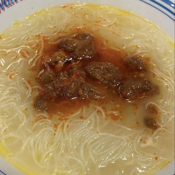 敏華冰廳 - Rice Noodle Soup with Pork - Cafes Near Me - Hong Kong, HK
