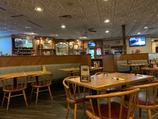 Brewsters Restaurant by null