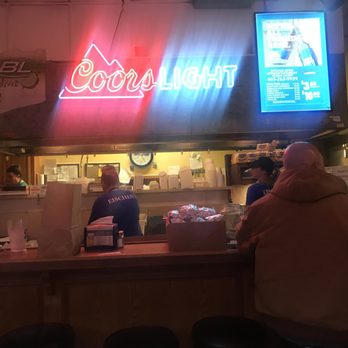 Eischen's Bar - Bars Near Me - Okarche, Oklahoma