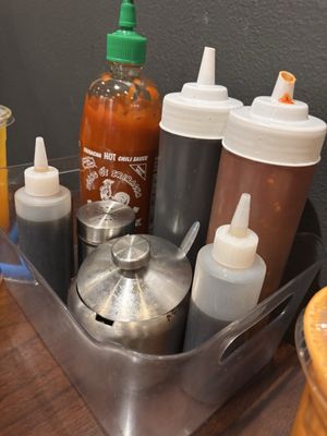 VN Pho & Deli by null