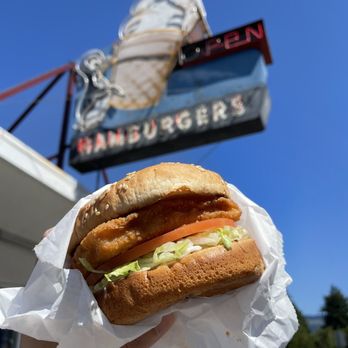 East Wind Drive-In - fishwich - American Near Me - Cascade Locks, Oregon East Wind Drive-In - fishwich - American Near Me - Cascade Locks, Oregon