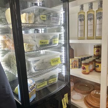 Ari’s Pantry - International Grocery Near Me - Dallas, Texas