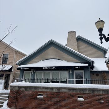 Southern Belle's - Southern Belle's restaurant - Breakfast & Brunch Near Me - Barrington, Illinois