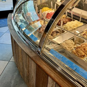 Gelato Paradiso - Desserts Near Me - Austin, Texas Gelato Paradiso - Desserts Near Me - Austin, Texas