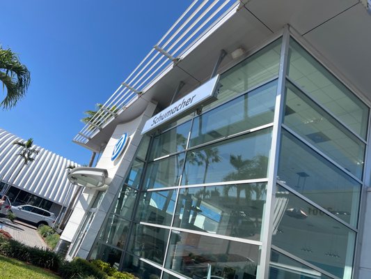 SCHUMACHER VOLVO CARS OF THE PALM BEACHES - Updated July 2025 - 57