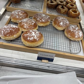 Paris Baguette - Bakeries Near Me - Chicago, Illinois