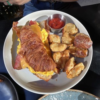 insideOUT - Croissant sandwich - Lounges Near Me - San Diego, California insideOUT - Croissant sandwich - Lounges Near Me - San Diego, California