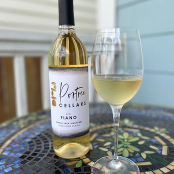 Portree Cellars - Wine Tasting Room Near Me - Johnson City, Texas