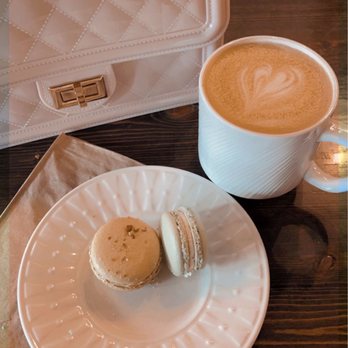 Fleur Bake Shop - Caramel latte w/ macrons - Bakeries Near Me - Whitefish, Montana Fleur Bake Shop - Caramel latte w/ macrons - Bakeries Near Me - Whitefish, Montana