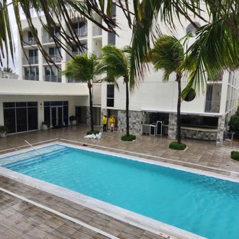 The Wave Kitchen & Bar - The restaurant overlooks the pool and the ocean is just past the pool. - Bars Near Me - Vero Beach, Florida The Wave Kitchen & Bar - The restaurant overlooks the pool and the ocean is just past the pool. - Bars Near Me - Vero Beach, Florida