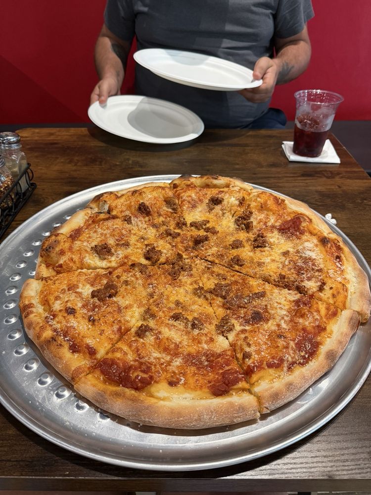 Food from Bobaluchi Pizza
