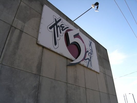 The 5 Spot by null