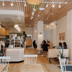 Drift Coffee & Kitchen  - Super cute ambiance!
