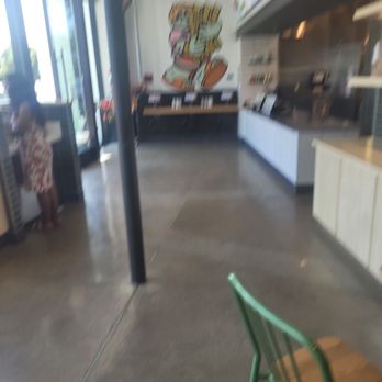 Shake Shack Studio City - Ordering area - Burgers Near Me - Studio City, California Shake Shack Studio City - Ordering area - Burgers Near Me - Studio City, California