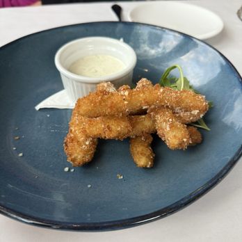 Russell's on Lake Ivanhoe - Zucchini fritters - American Near Me - Orlando, Florida