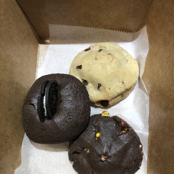 Duchess Cookies - Oreo Cheesecake Cookie, Chocolate Peanut Butter Cup Cookie, Chocolate Chip Cookie - Desserts Near Me - Plainview, New York