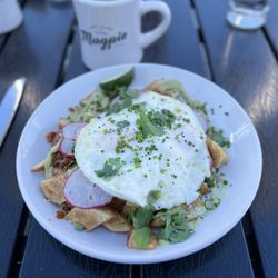 Magpie Diner - Chorizo Bowl with fried egg