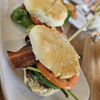 Maplewood Deli And Coffeehouse - BLT Biscuit - Breakfast & Brunch Near Me - Maplewood, Missouri