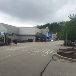 Front of store. Great staff!