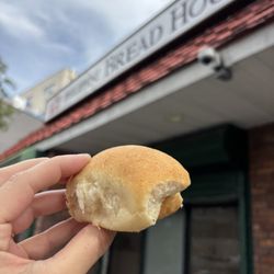 Philippine Bread House - Yummy bun