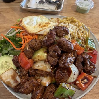 Anvi's Cafe - shaken beef with garlic noodles - Vietnamese Near Me - Costa Mesa, California