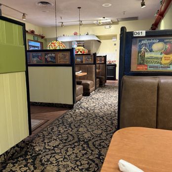Apple Farm Restaurant - Inside - Breakfast & Brunch Near Me - San Luis Obispo, California
