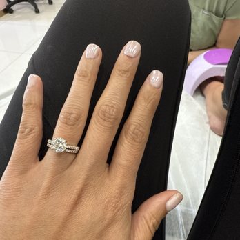Noor Nail Bar - Nail Salons Near Me - Manhattan Beach, California