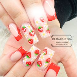 Ni Nails & Spa