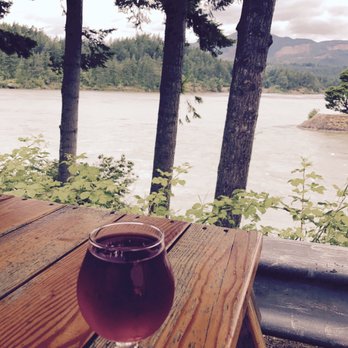 Thunder Island Brewing - Marionberry cider was the best I tried. - Breweries Near Me - Cascade Locks, Oregon Thunder Island Brewing - Marionberry cider was the best I tried. - Breweries Near Me - Cascade Locks, Oregon