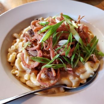 Hot Suppa - Pulled pork msc and cheese - Breakfast & Brunch Near Me - Portland, Maine Hot Suppa - Pulled pork msc and cheese - Breakfast & Brunch Near Me - Portland, Maine