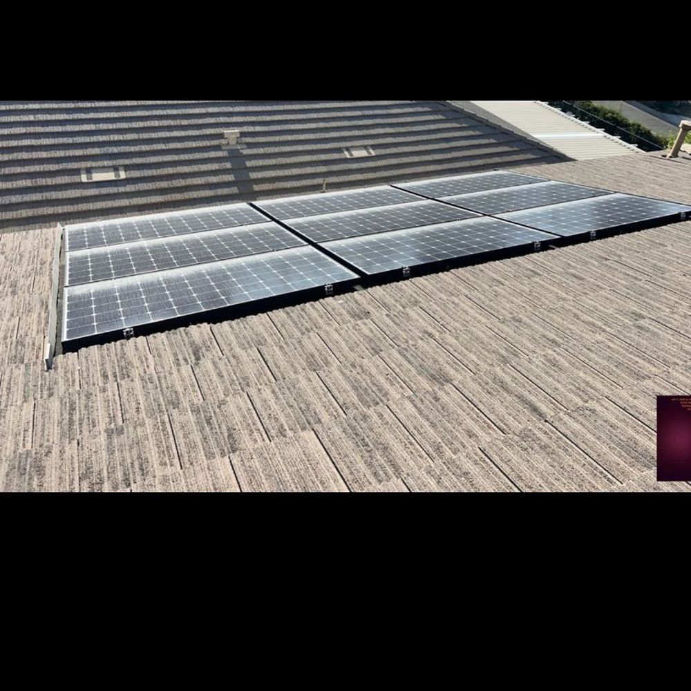 Veteran Solar Panel Cleaning - Before cleaning - Solar Panel Cleaning Near Me