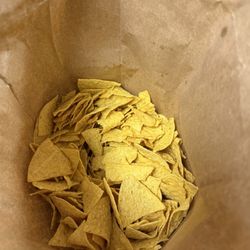 911 Taco Bar - Solid tortilla chips