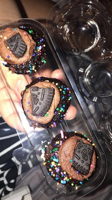Baked by Melissa by null