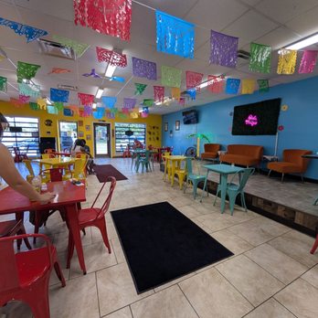 AJ's Tacos - Food Trucks Near Me - Columbus, Ohio AJ's Tacos - Food Trucks Near Me - Columbus, Ohio