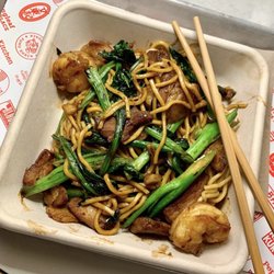 Googgle Man’s Char Kuey Teow
