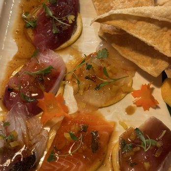 Kimu Sushi - Sashimi flight - Sushi Bars Near Me - Long Beach, California Kimu Sushi - Sashimi flight - Sushi Bars Near Me - Long Beach, California