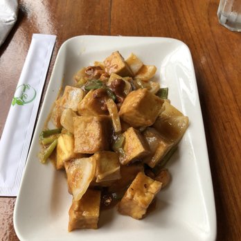 Green Leaf Thai Cuisine - g75. Peanut Sauce Lover - Thai Near Me - Chicago, Illinois Green Leaf Thai Cuisine - g75. Peanut Sauce Lover - Thai Near Me - Chicago, Illinois