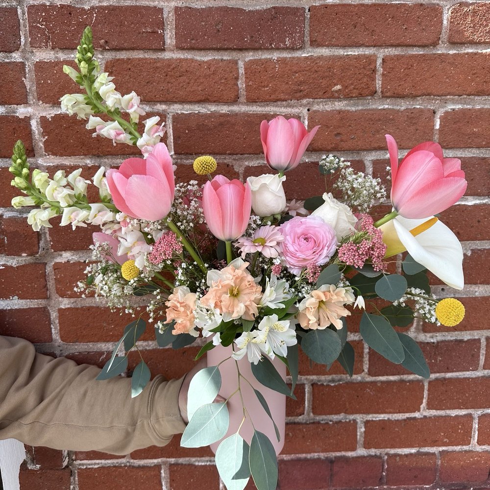 THE BEST 10 Floral Designers in SACRAMENTO, CA - Kiyo's Floral Design,  Twiggs Floral Design Gallery, Botanic - Quality \u0026 Affordability - Updated  2026 - Yelp, image size:1000x1000