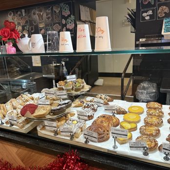 Roggenart - Wow - Bakeries Near Me - Towson, Maryland