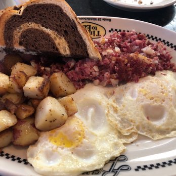 Dave's Diner - Hash & Eggs - Diners Near Me - Middleboro, Massachusetts Dave's Diner - Hash & Eggs - Diners Near Me - Middleboro, Massachusetts