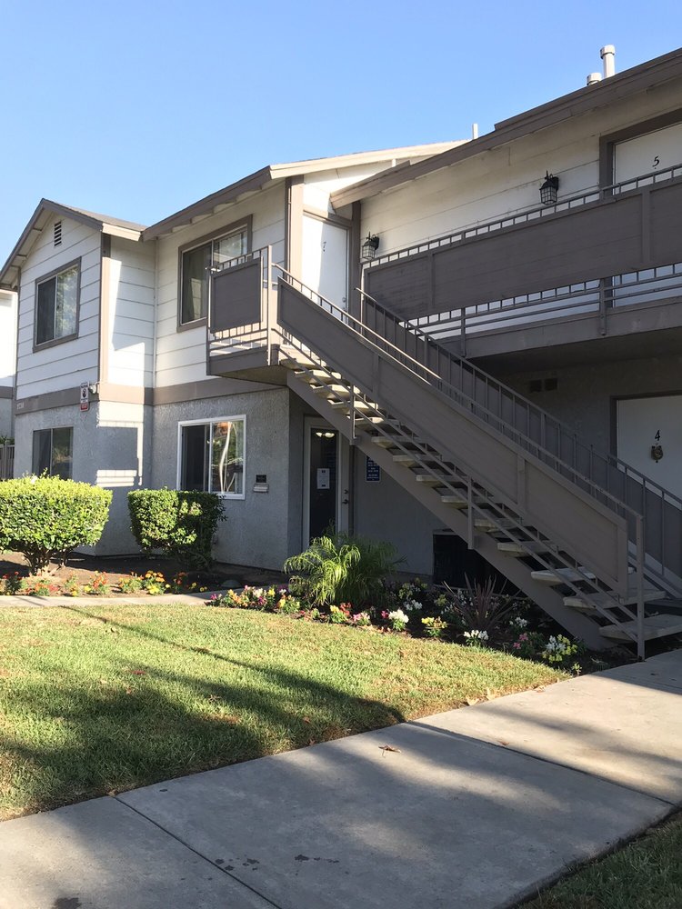 GRAND OAKS APARTMENTS Updated September 2024 15190 Grand Ave, Lake