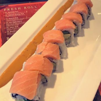 Sushi Dan - Sushi Bars Near Me - Studio City, California